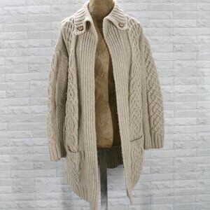 Cozy Cable Knit Cardigan - Cream wool. Heirloom quality